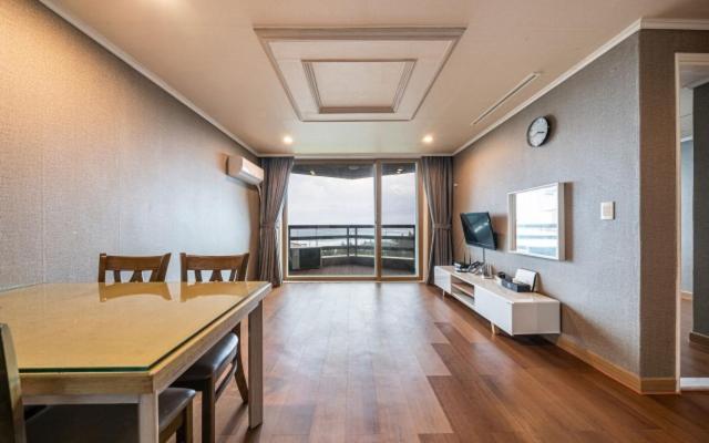 Benikea San&Bada Jumunjin Resort Gangneung Buitenkant foto